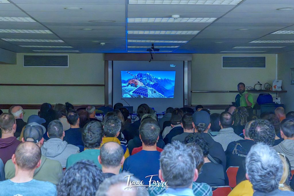 Charla Alex Txikon en Lasarte-Oria